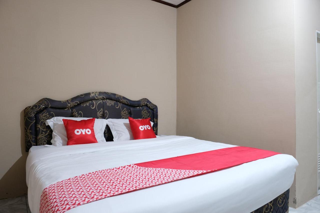 Oyo 1851 Homestay Joss Tanjungbinga ภายนอก รูปภาพ
