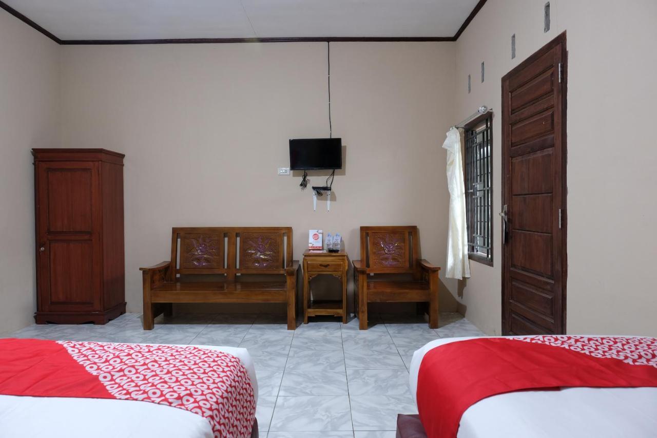 Oyo 1851 Homestay Joss Tanjungbinga ภายนอก รูปภาพ