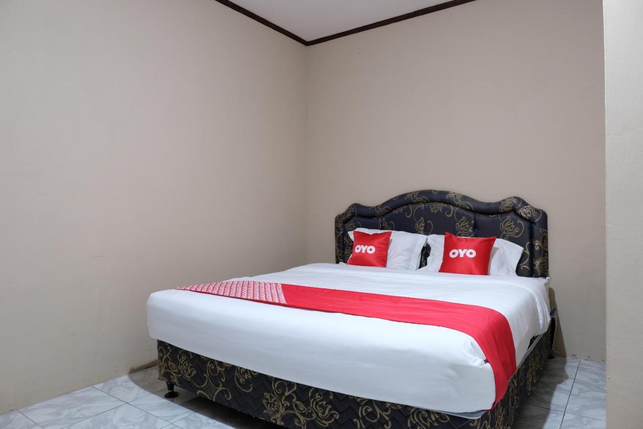 Oyo 1851 Homestay Joss Tanjungbinga ภายนอก รูปภาพ