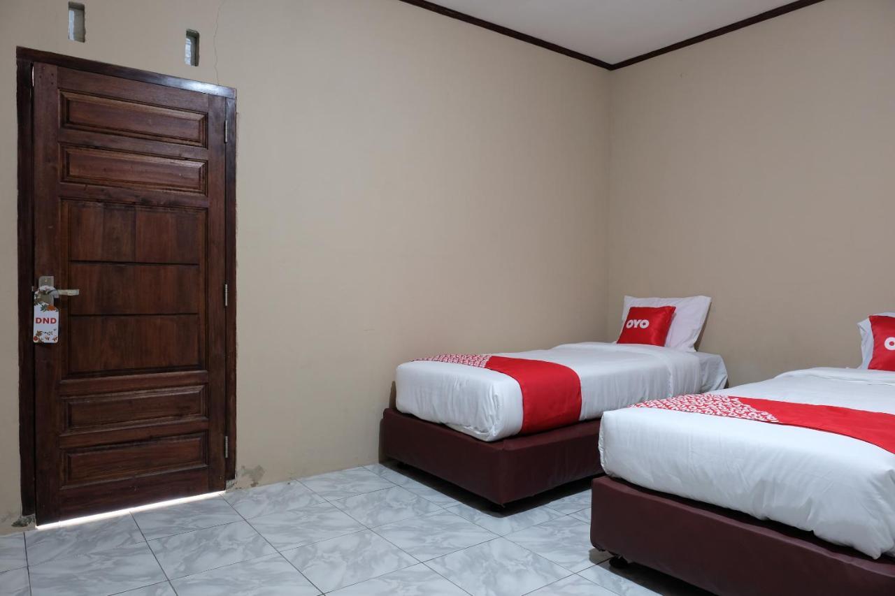 Oyo 1851 Homestay Joss Tanjungbinga ภายนอก รูปภาพ