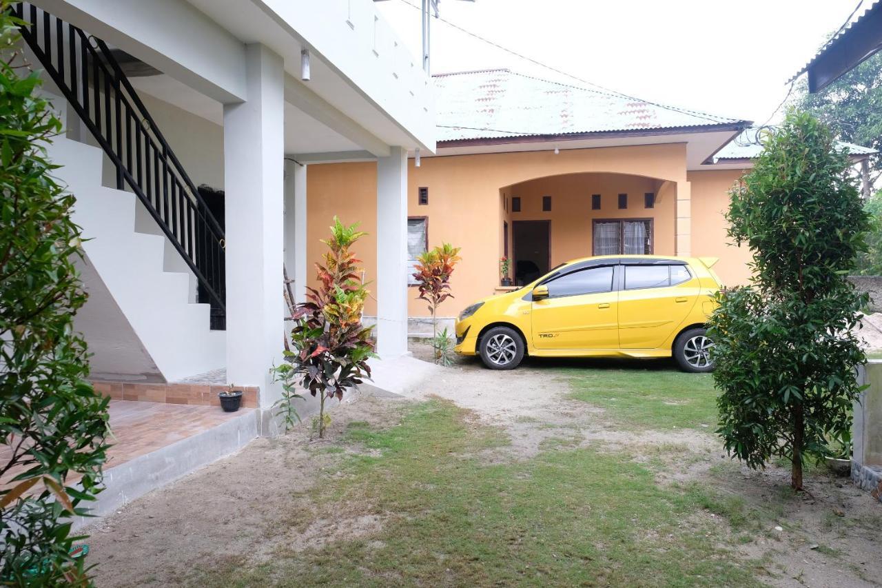 Oyo 1851 Homestay Joss Tanjungbinga ภายนอก รูปภาพ
